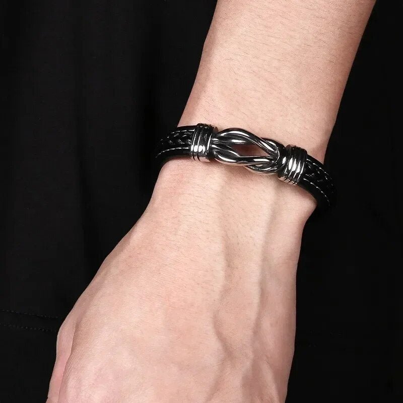Gift for son - Infinity bracelet engraved with name