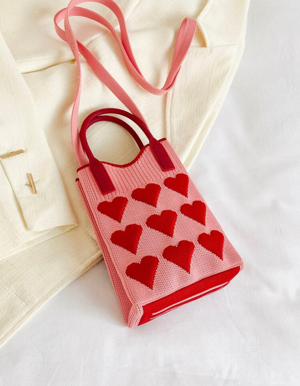 Queen of Hearts Sling Bag (Red)